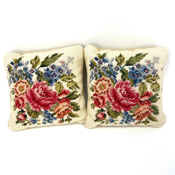 Vintage Set of Two Floral Needlepoint Throw Pillows Velvet Backed Zipper 10"x10" - Picture 1 of 7